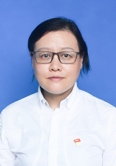 曾利红.jpg