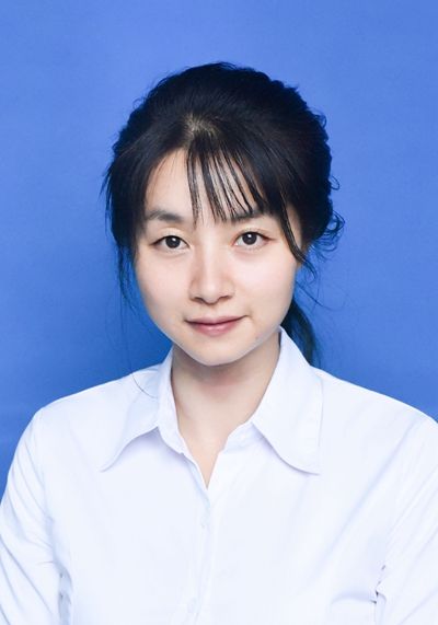 黄晓君.jpg